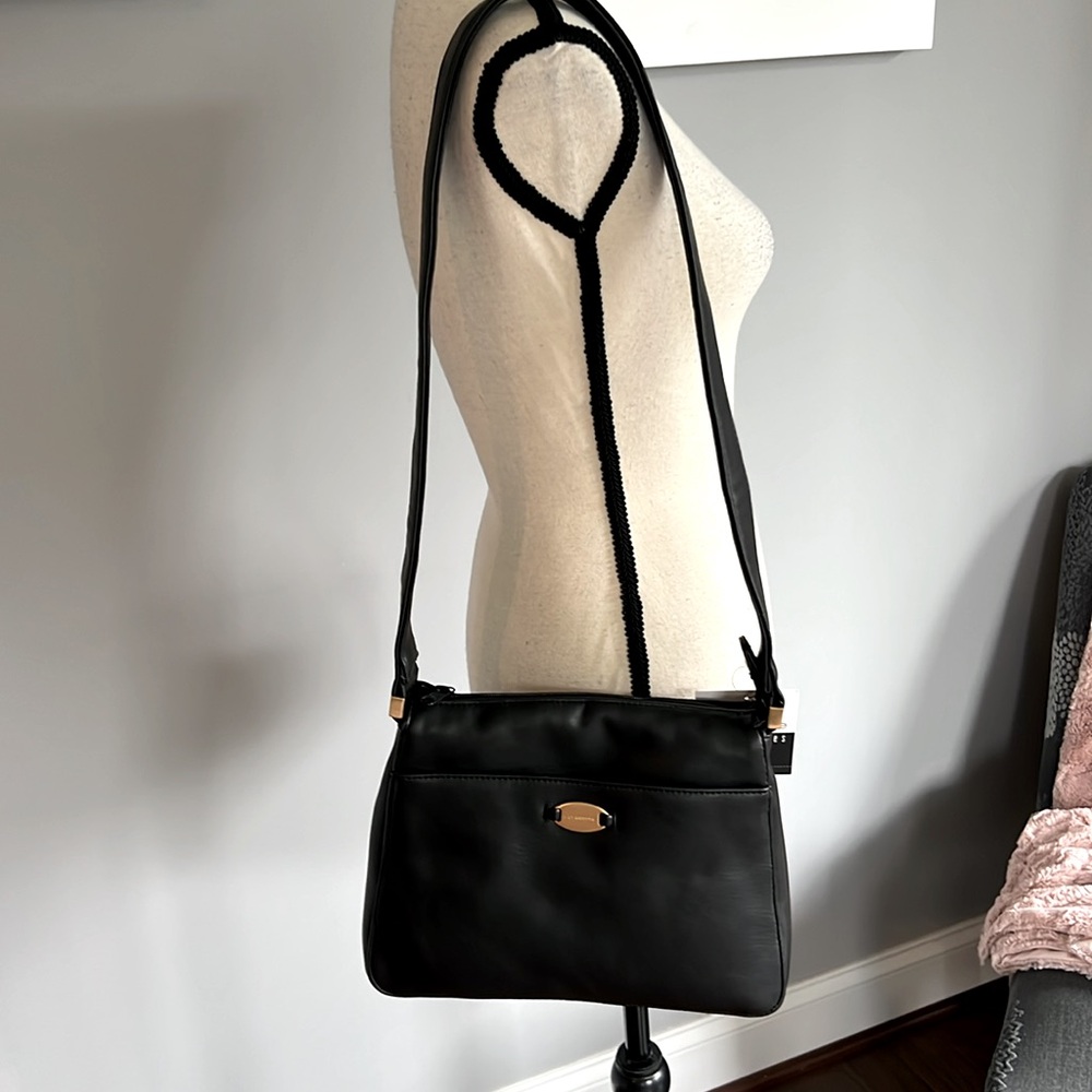 Liz Claiborne Change of Pace Shoulder Bag - Picture 4 of 11
